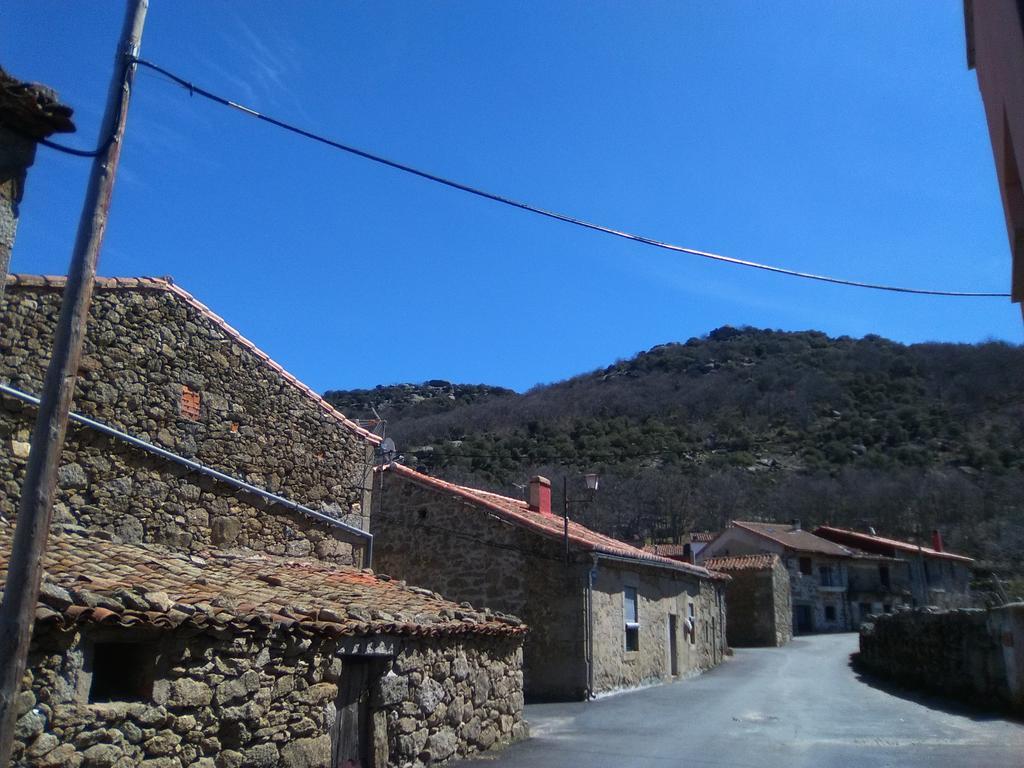 Apartamentos La Covatilla Neila de San Miguel Kültér fotó