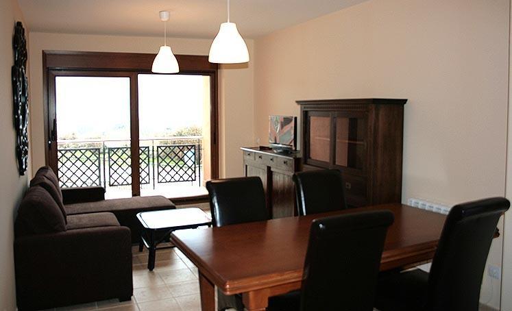 Apartamentos La Covatilla Neila de San Miguel Kültér fotó