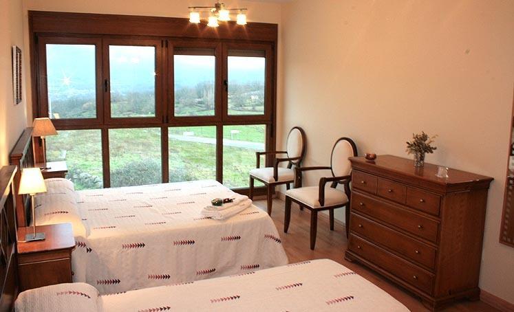 Apartamentos La Covatilla Neila de San Miguel Kültér fotó
